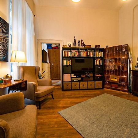 Art Orangehouse Budapest Luaran gambar
